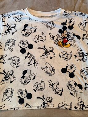 Disney White Crop Tee with Black Sketch Print and Embroidered Red/Yellow Mickey